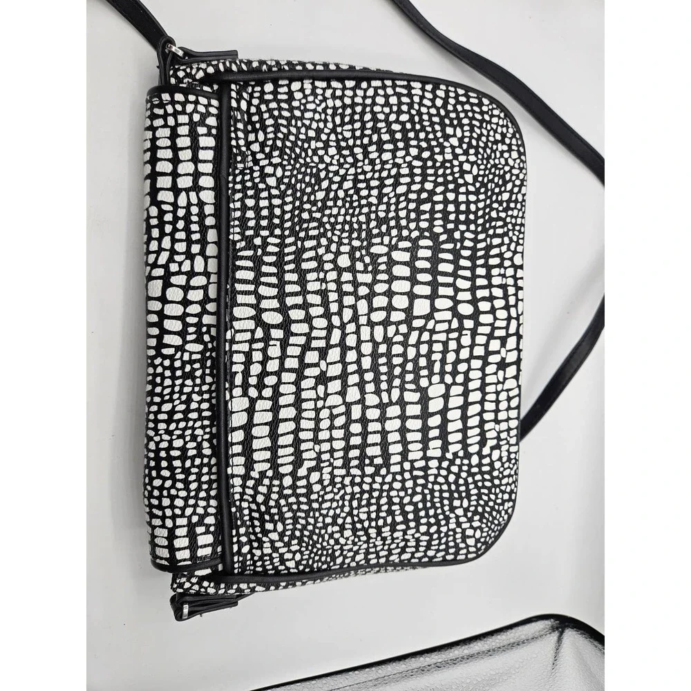 Vera Bradley Flap‎ Crossbody Midnight Snakeskin Black & White Faux Leather